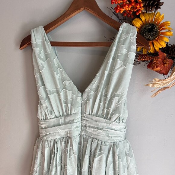 Lulus Sweet Sophistication Sage Green Burn Out Floral Maxi Dress Xtra Small - Picture 6 of 10